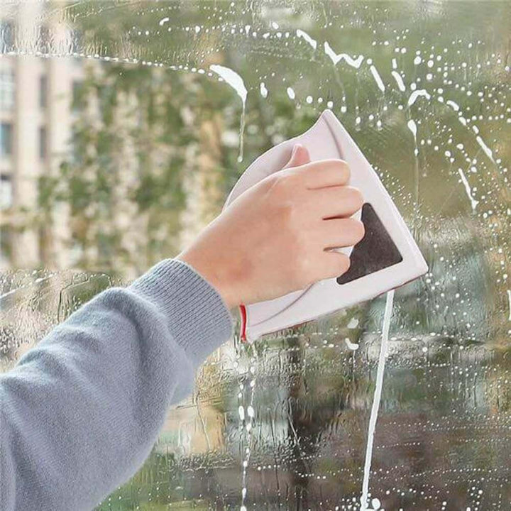 SwipeClean Magnetic Window Cleaner | Kalsten