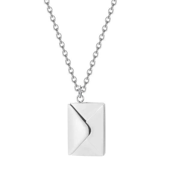 Love Chain - Loving letter necklace for your loved one Noxord