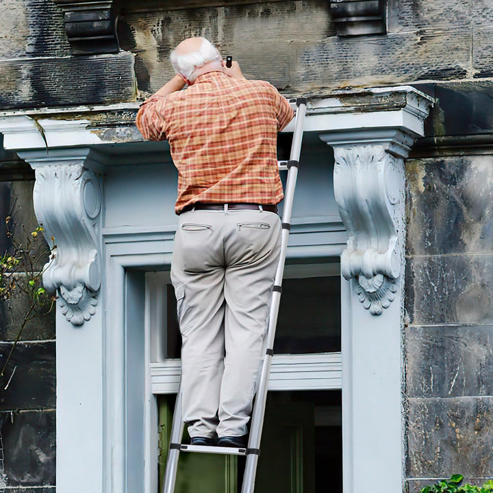 Telescopic ladder with 2 detachable hooks | Kalsten
