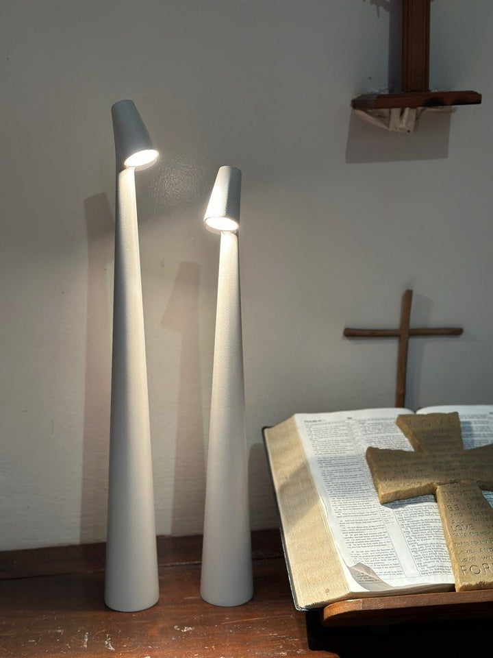 Table Lamp Modern Red Metal LED Light | Noxord