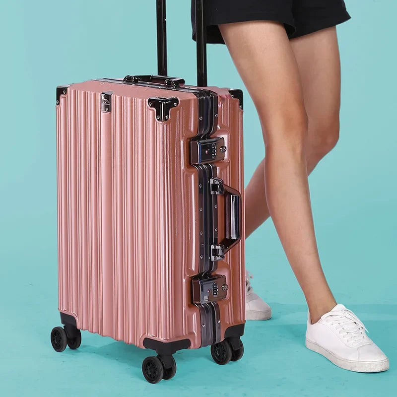 Aluminium frame hard shell suitcase – Geneva | Kalsten
