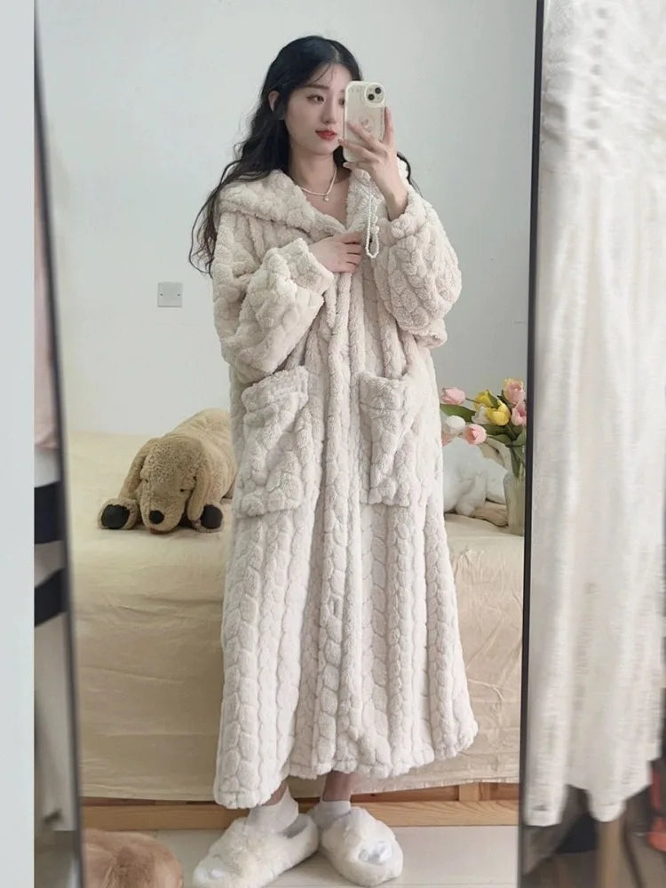 Kalsten | Amy Nightfall Robe – Soft women's robe with hood and pockets