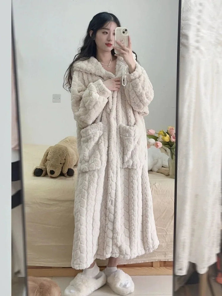 Kalsten | Amy Nightfall Robe – Soft women's robe with hood and pockets