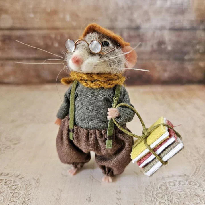 Kalsten | Handmade felt mouse | Christmas decoration & gift idea | Needle felted from wool & fabric | Sustainable