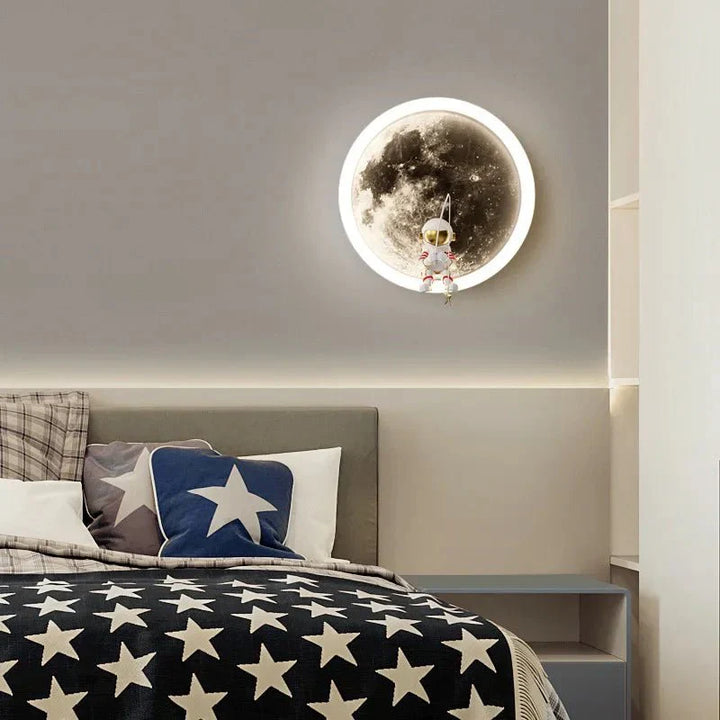 Spacelume - Moon LED Wall Lamp Noxord