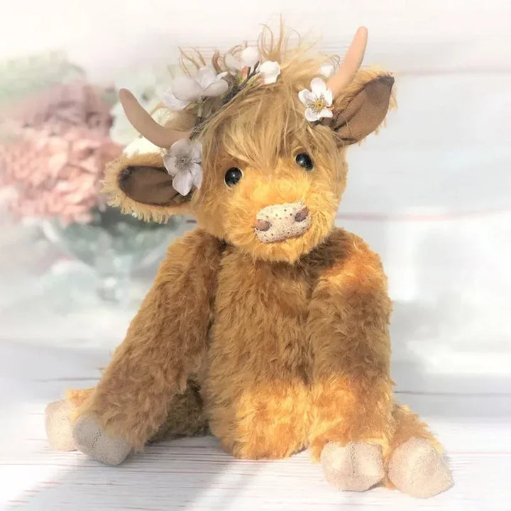 Kalsten | Plush Cuddle Cushion Highland Cow Toy