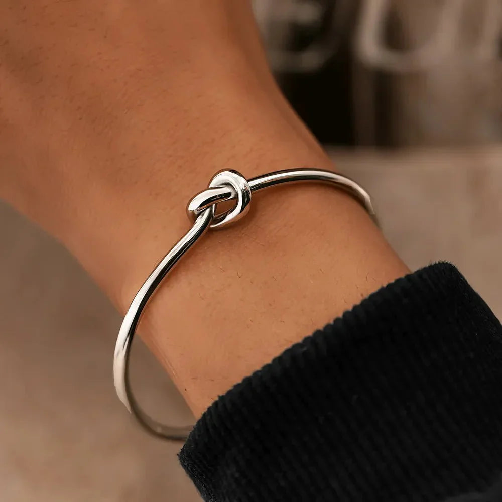 Kalsten | Classic Knot Bracelet