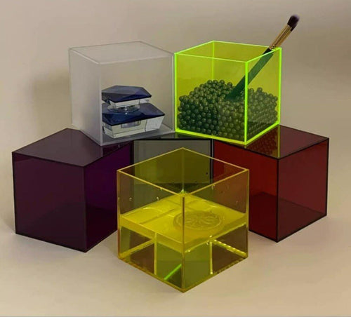 Kalsten | Colorful Acrylic Display Box VitrinaLight – For Collectibles and Accessories