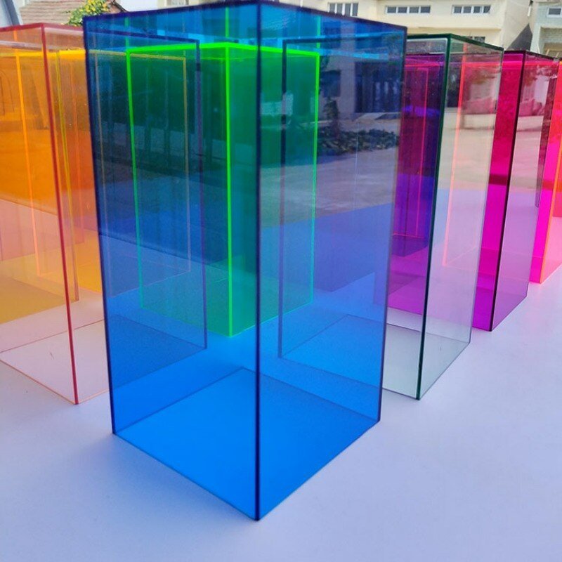 Kalsten | Colorful Acrylic Display Box VitrinaLight – For Collectibles and Accessories