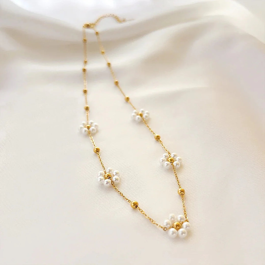 Kalsten | Dainty Daisy Necklace & Bracelets