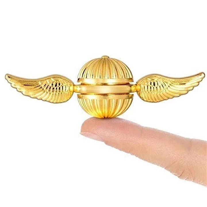 Golden Snitch Spinner - Reduce stress and anxiety - A magical relaxation aid! | Kalsten