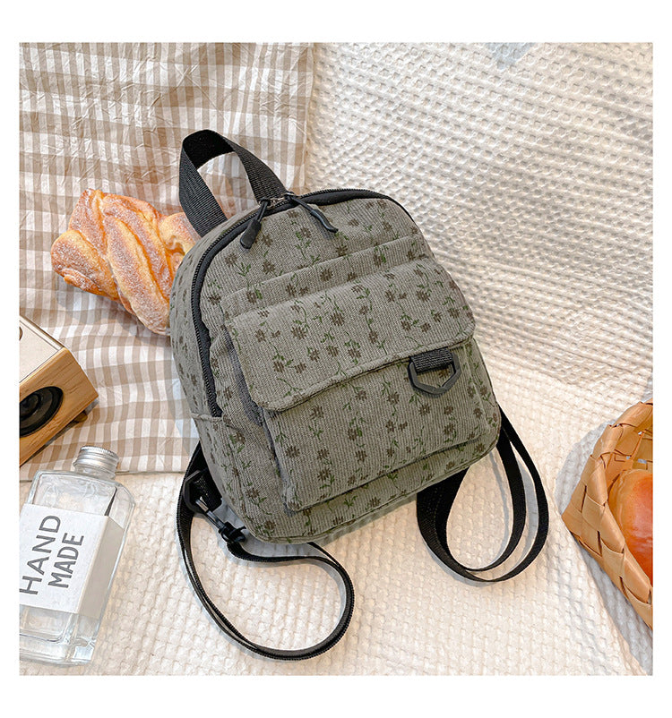 Cord backpack, timeless and durable