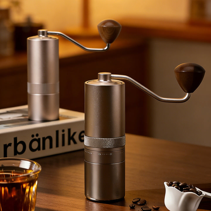 Hand coffee grinder, Italian, 3–5 cups, stainless steel