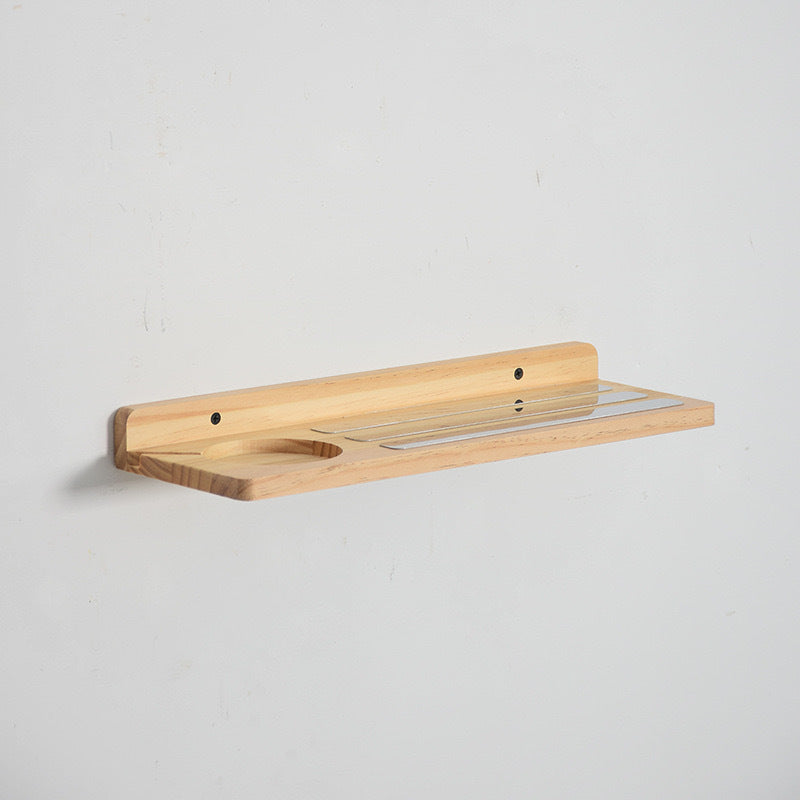 Bamboo shelf for wall mounting