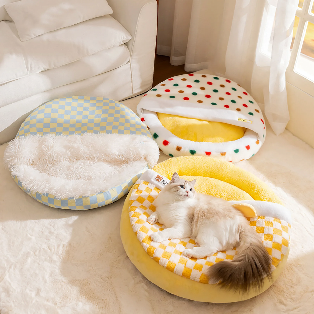 Half-open cat bed, warming