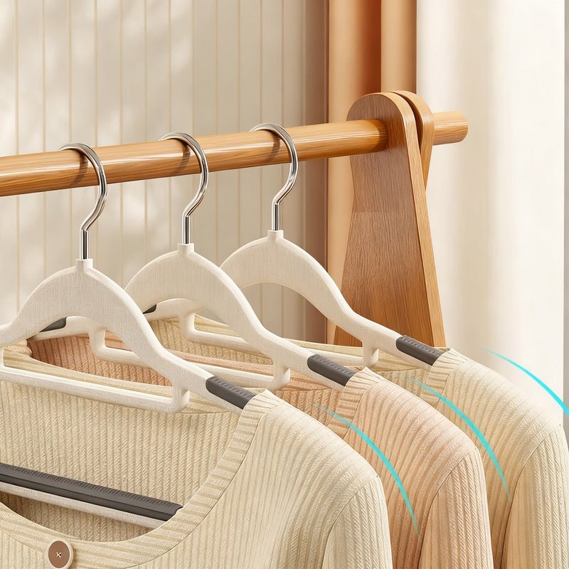 Plastic hanger, non-slip, scratch-free