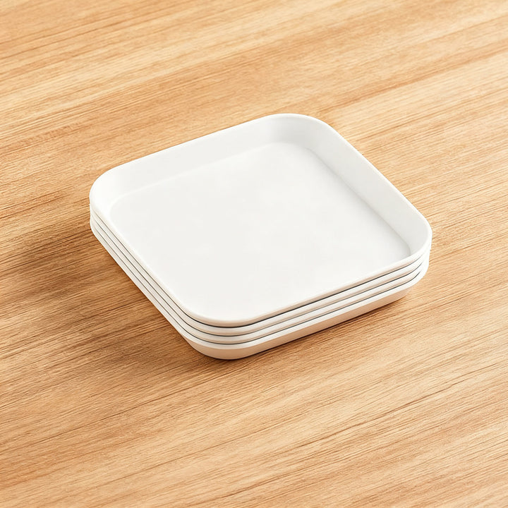 Plastic feeding bowl, square