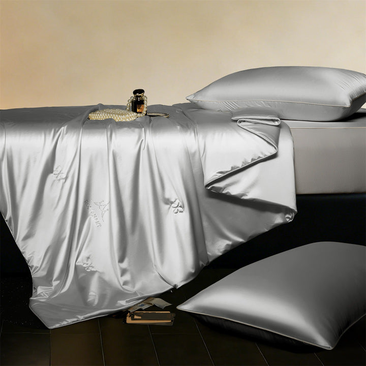 Light silk blanket with cooling effect, 100% silk