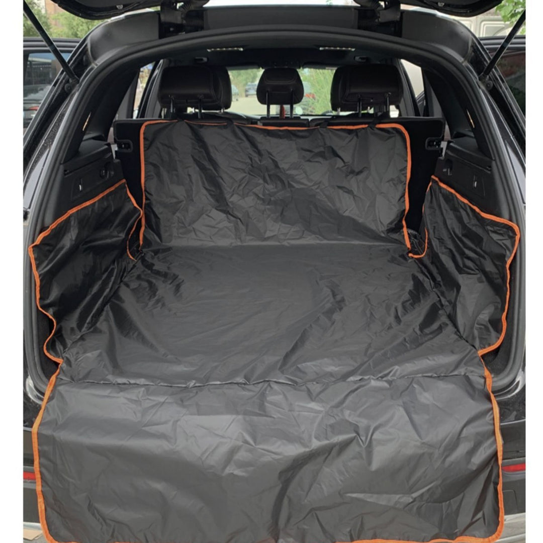 Trunk protection for pets, water-repellent