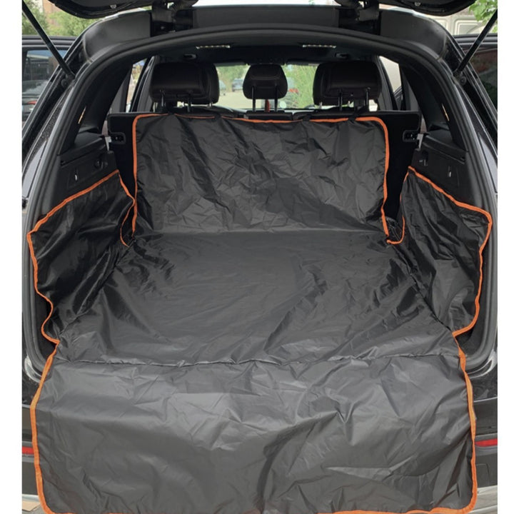 Trunk protection for pets, water-repellent