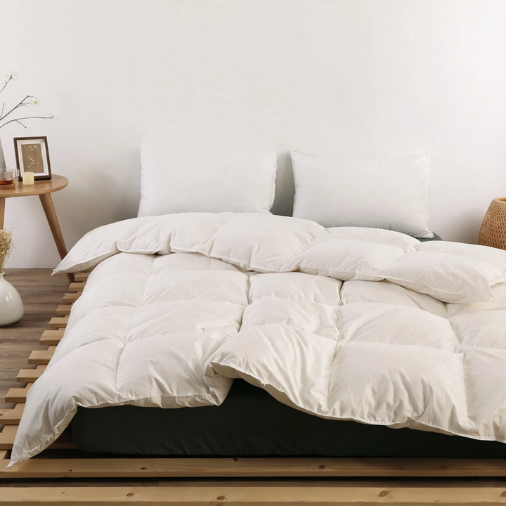 Goose down duvet, cotton, 4–5 kg