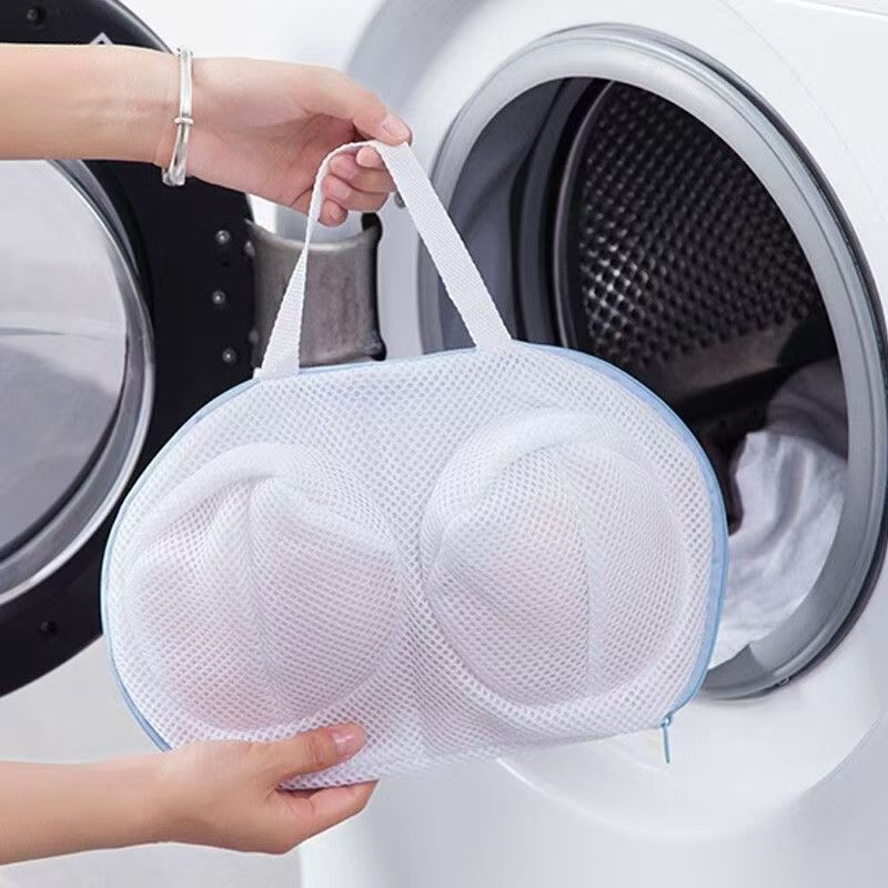 Bra washing net made of polyester fibers, minimalist