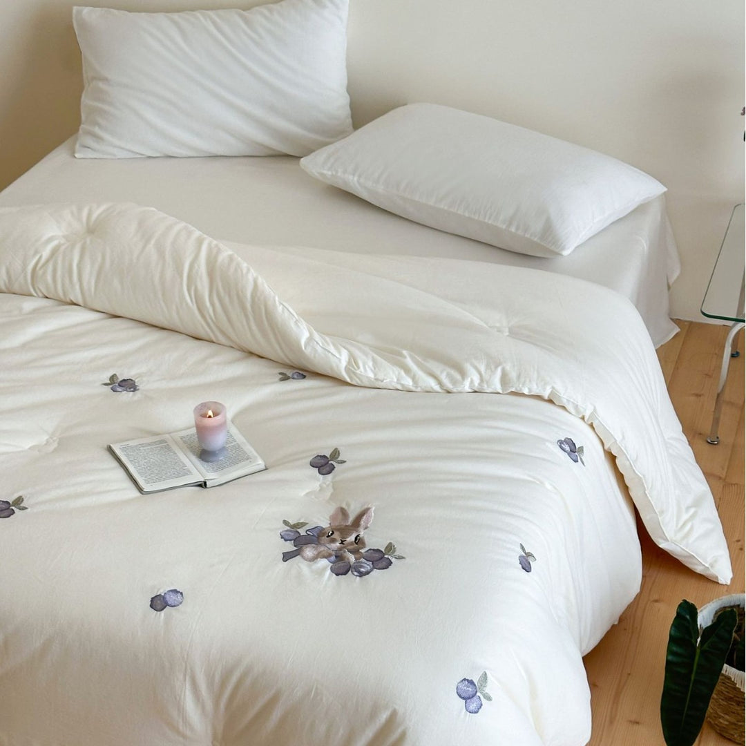 Cotton quilt with soybean fiber, spring to winter