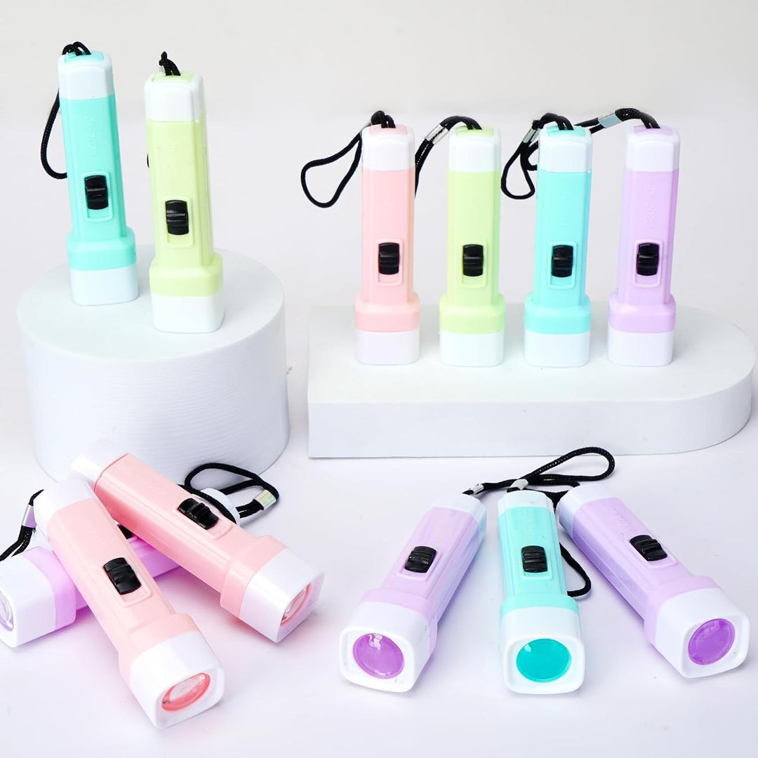 LED flashlight, portable and compact