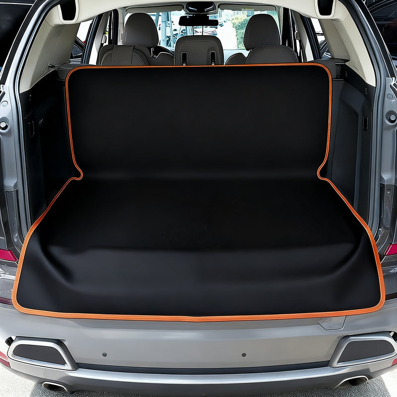 Trunk protection for pets, water-repellent