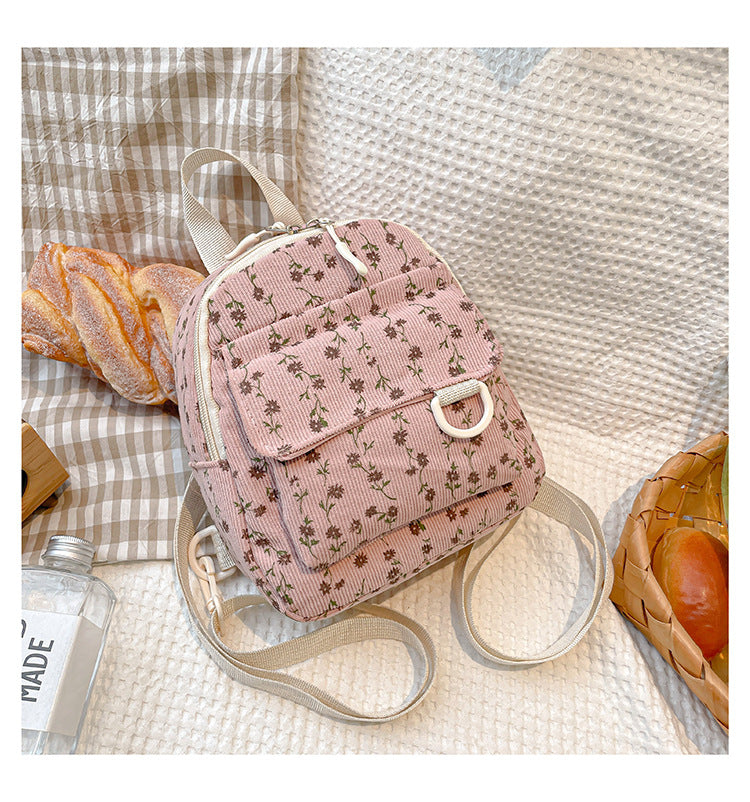 Cord backpack, timeless and durable