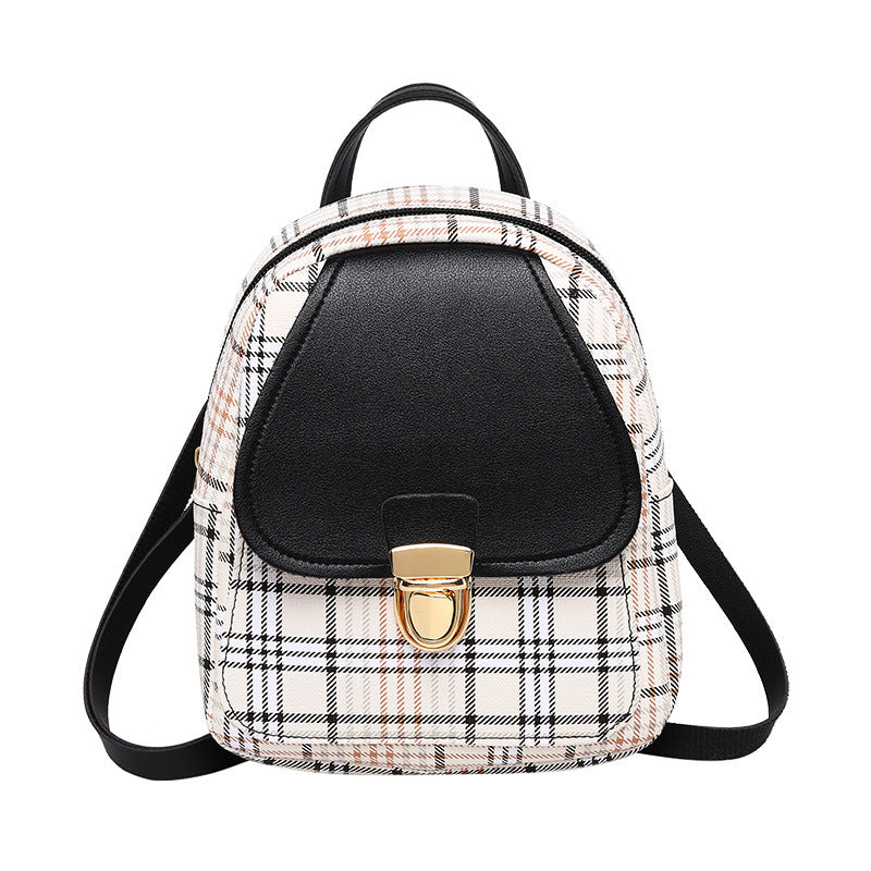 Lightweight backpack with ventilation