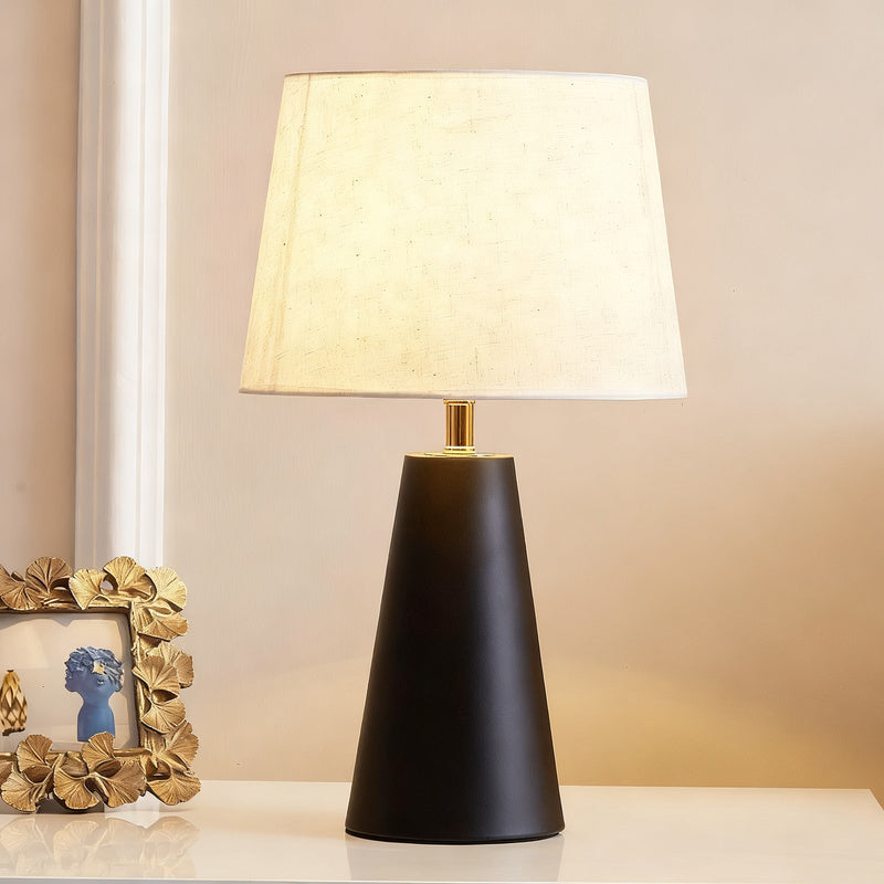 Nightstand lamp with stone look, Nordic