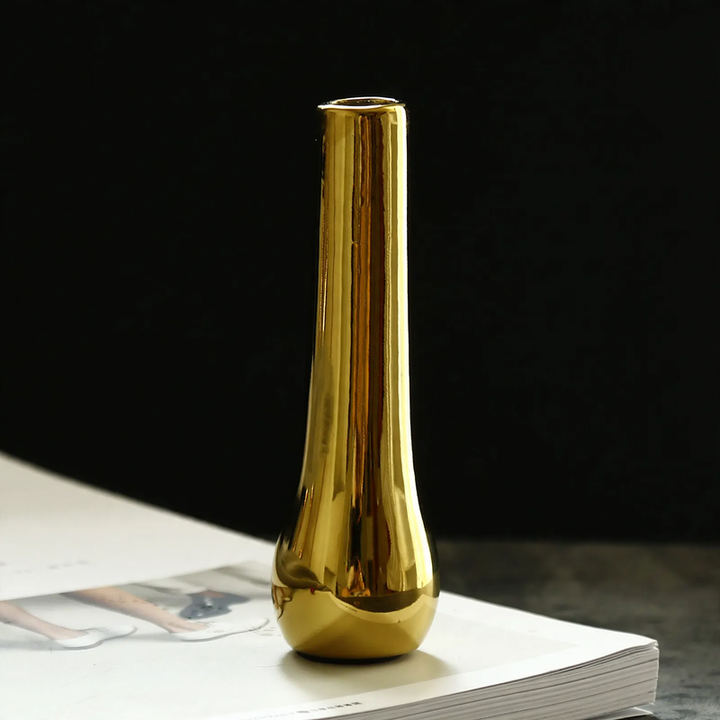 Ceramic flower vase with gold finish, geometric