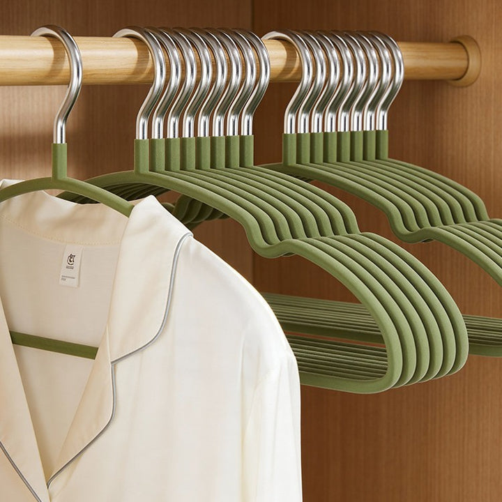 Wide plastic hangers, non-slip, set of 10 or 20