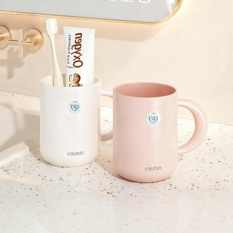 Plastic rinse cup, antibacterial, modern design