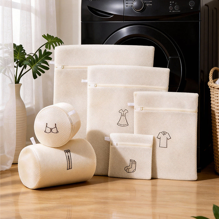 Laundry bag for the washing machine, 3-layered