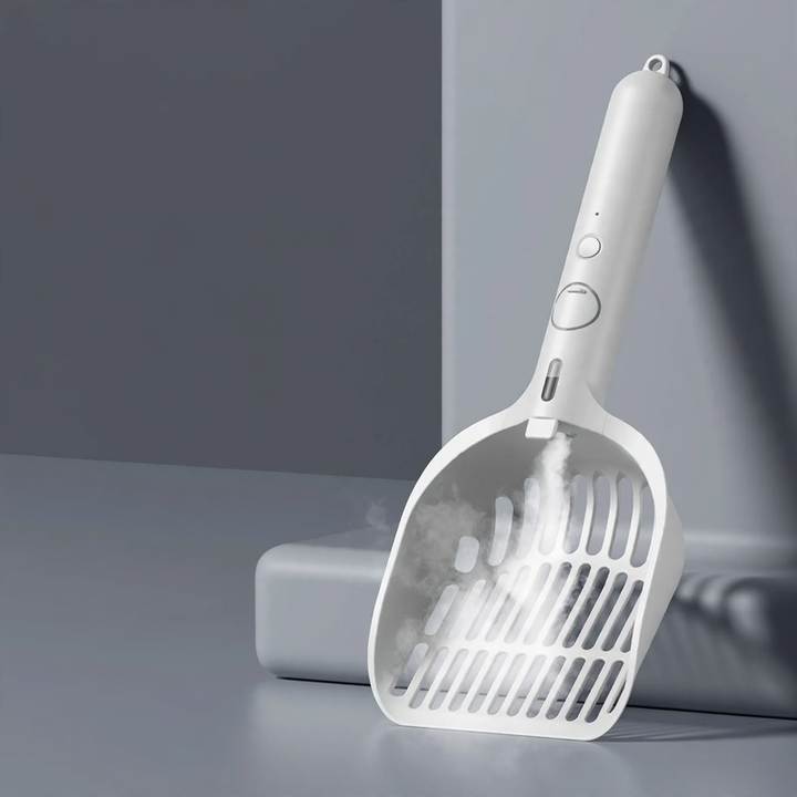 Intelligent cat litter scoop with spray function