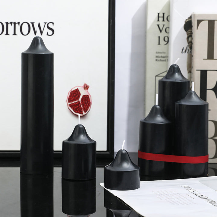 Black scented candle, cylinder with tip, 5×5 to 5×20 cm