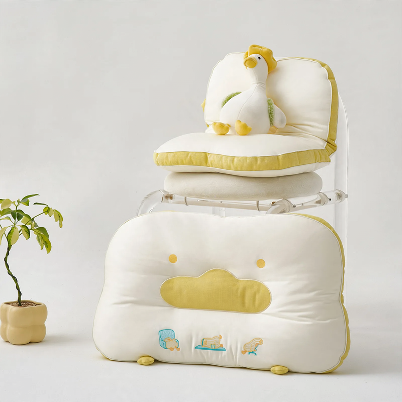 Cushion with synthetic fiber filling, modal cover, 48×74 cm