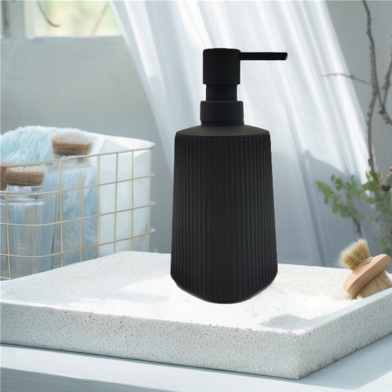 Soap dispenser made of plastic, pressure pump