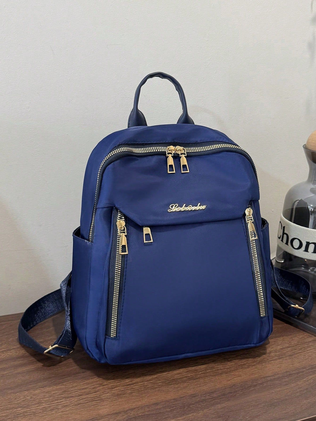 Women's backpack, lightweight, with theft protection