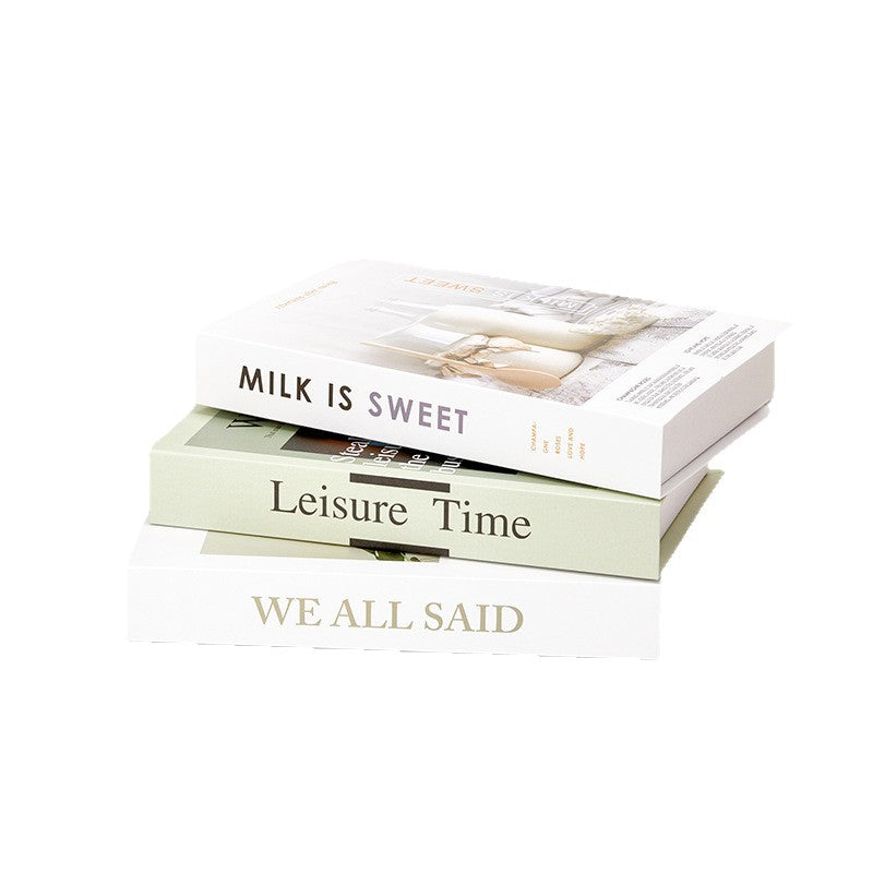 Decorative art book, foldable and magnetic