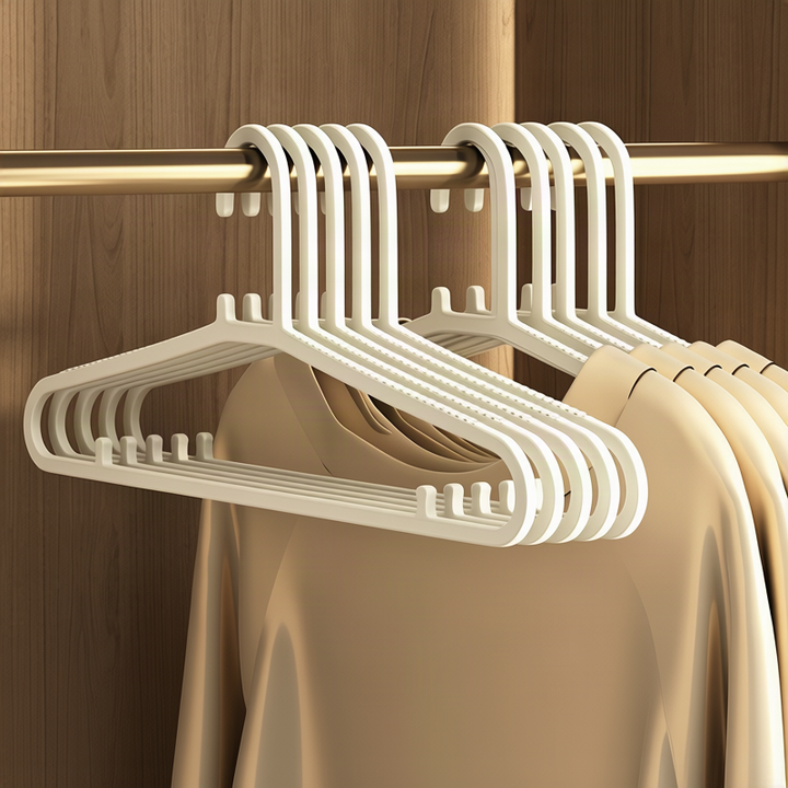 Plastic clothes hangers with slip protection, 5–50 pieces