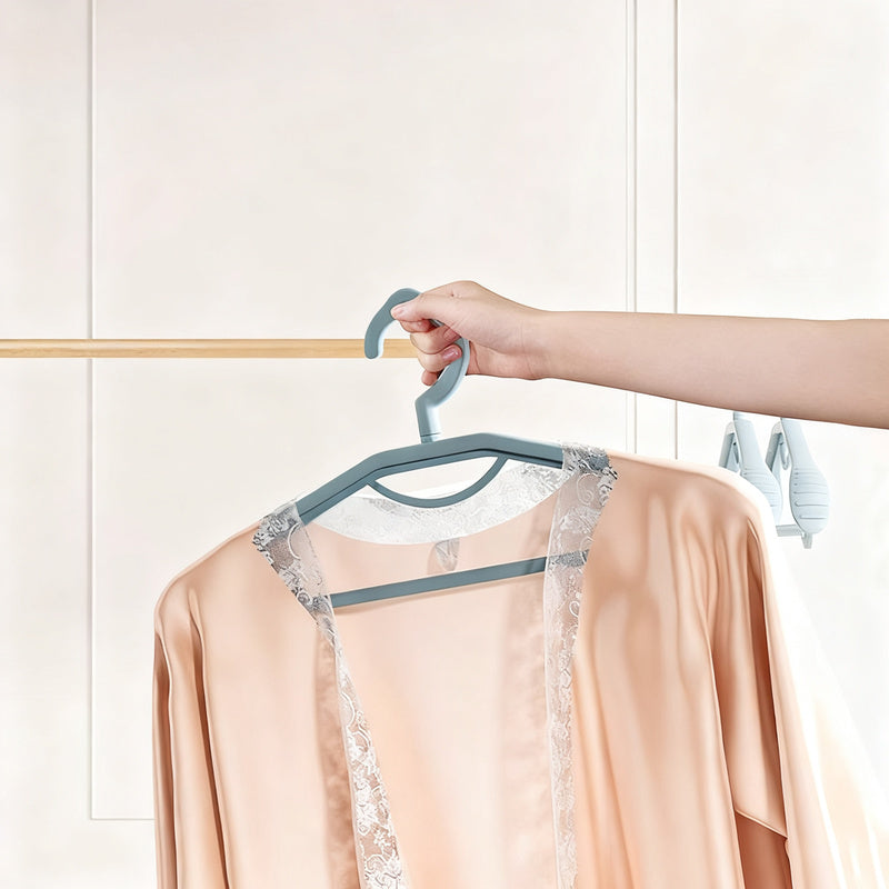 Plastic hanger, non-slip, scratch-free
