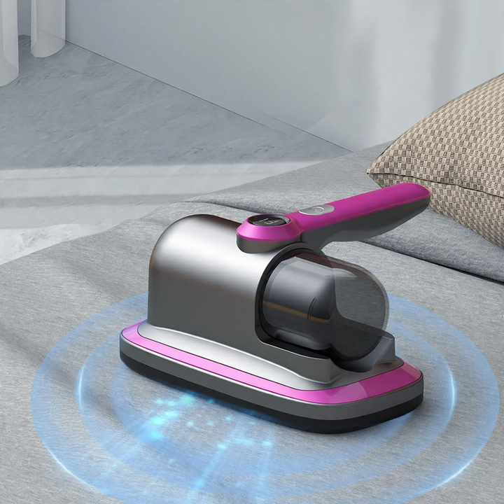 Battery mite remover with UV disinfection