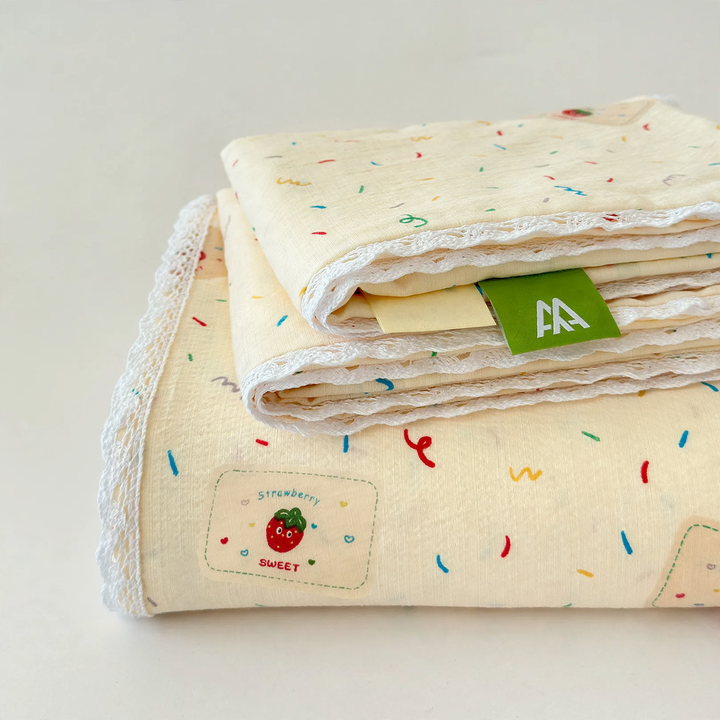 Cotton bedding with lace edge, 3-piece