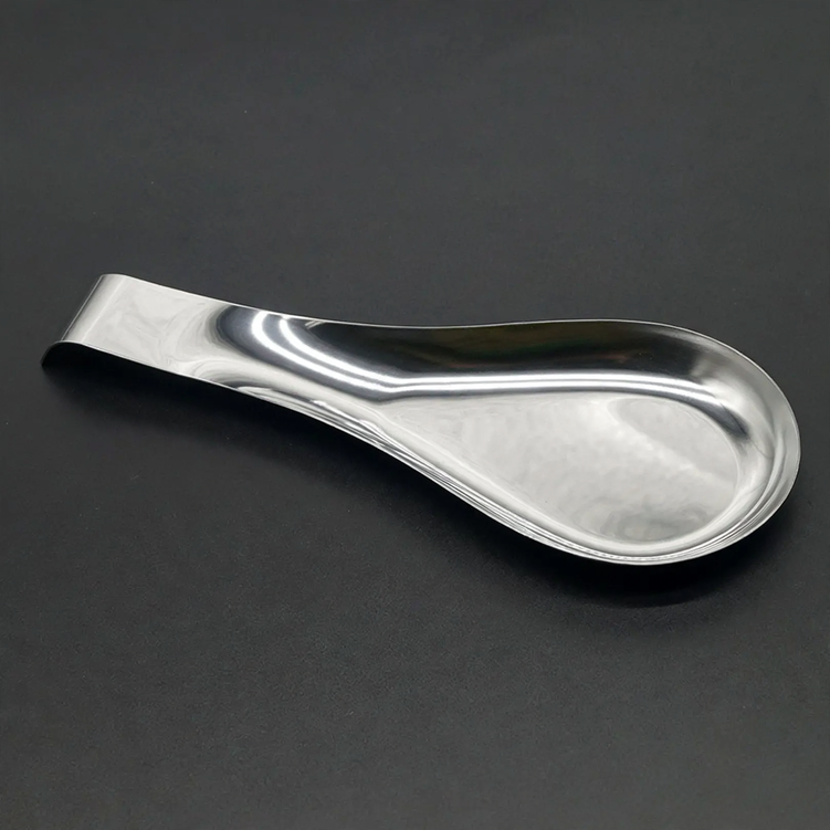 Stainless steel soup spoon, versatile use