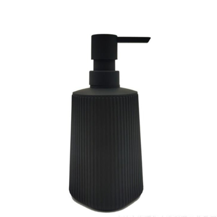 Soap dispenser made of plastic, pressure pump