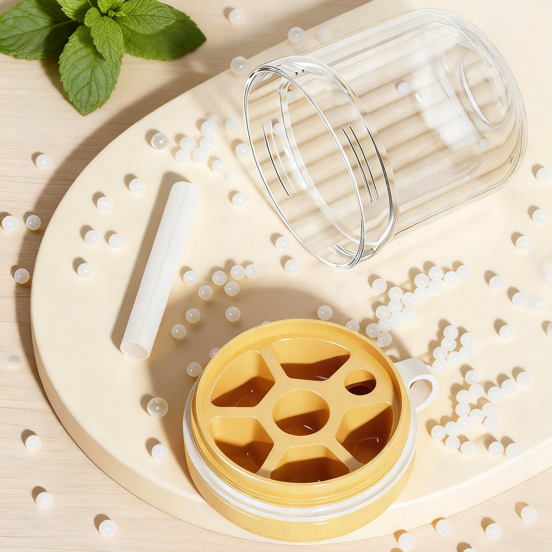 3-in-1 ice cube drinking cup with integrated ice compartment