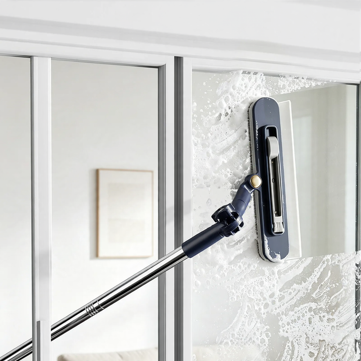 Window cleaner with adjustable angle